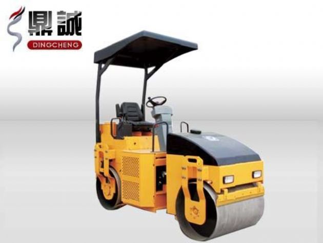 點(diǎn)擊查看詳細信息<br>標題：3噸全液壓雙鋼輪壓路機 閱讀次數：12067