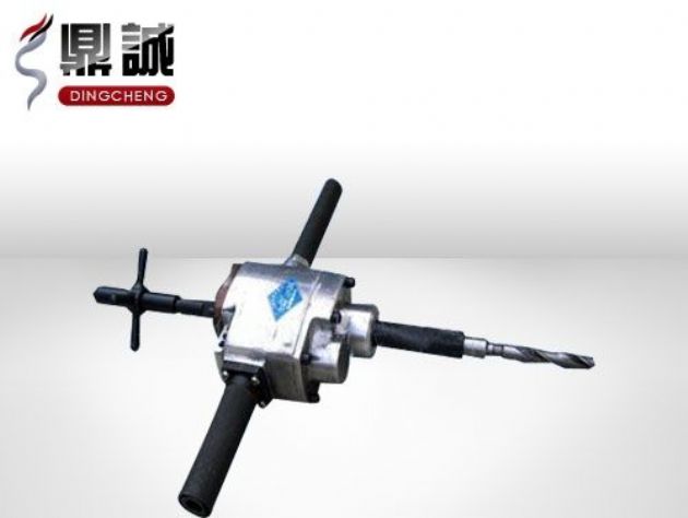 點擊查看詳細信息<br>標題：ZK19型軌道鉆 閱讀次數：3776